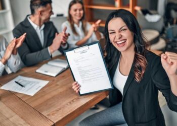 نصائح لكتابة سيرة ذاتية تساعدك في الحصول على وظيفة