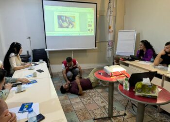 ورشة تدريبية حول “دعم الحياة الأساسي” بالتعاون مع  الهلال الأحمر الكردي