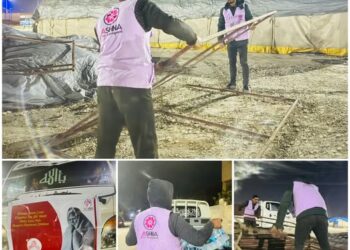 آشنا تقدم خيام ومياه للنازحين في المدينة الرياضية بـ الطبقة